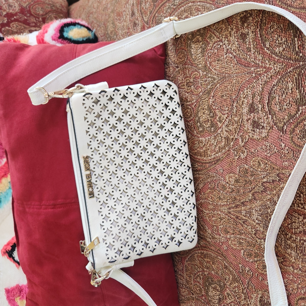 White Michael Kors Women's Crossbody Bag